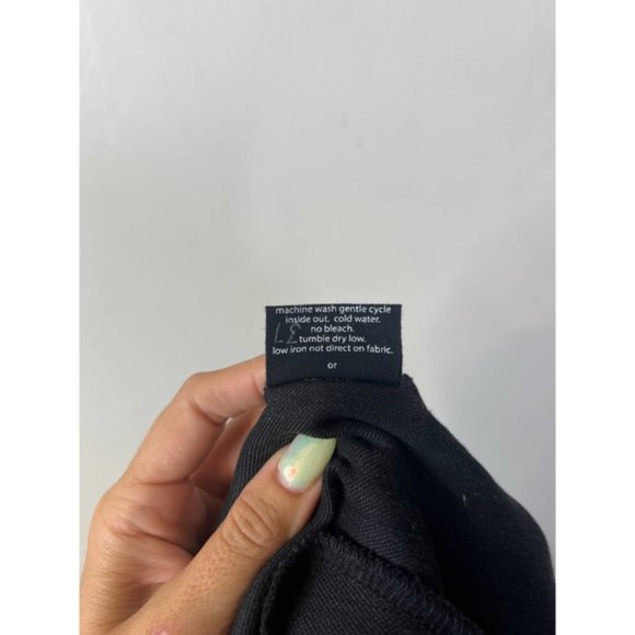 Just Be Queen Kai Pleated Ankle Straight Pants Women's Black Size: Medium NWT - Picture 9 of 10